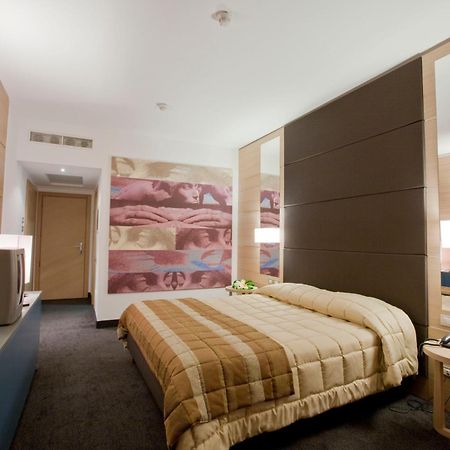 Centrum Palace Hotel & Resorts Campobasso Esterno foto
