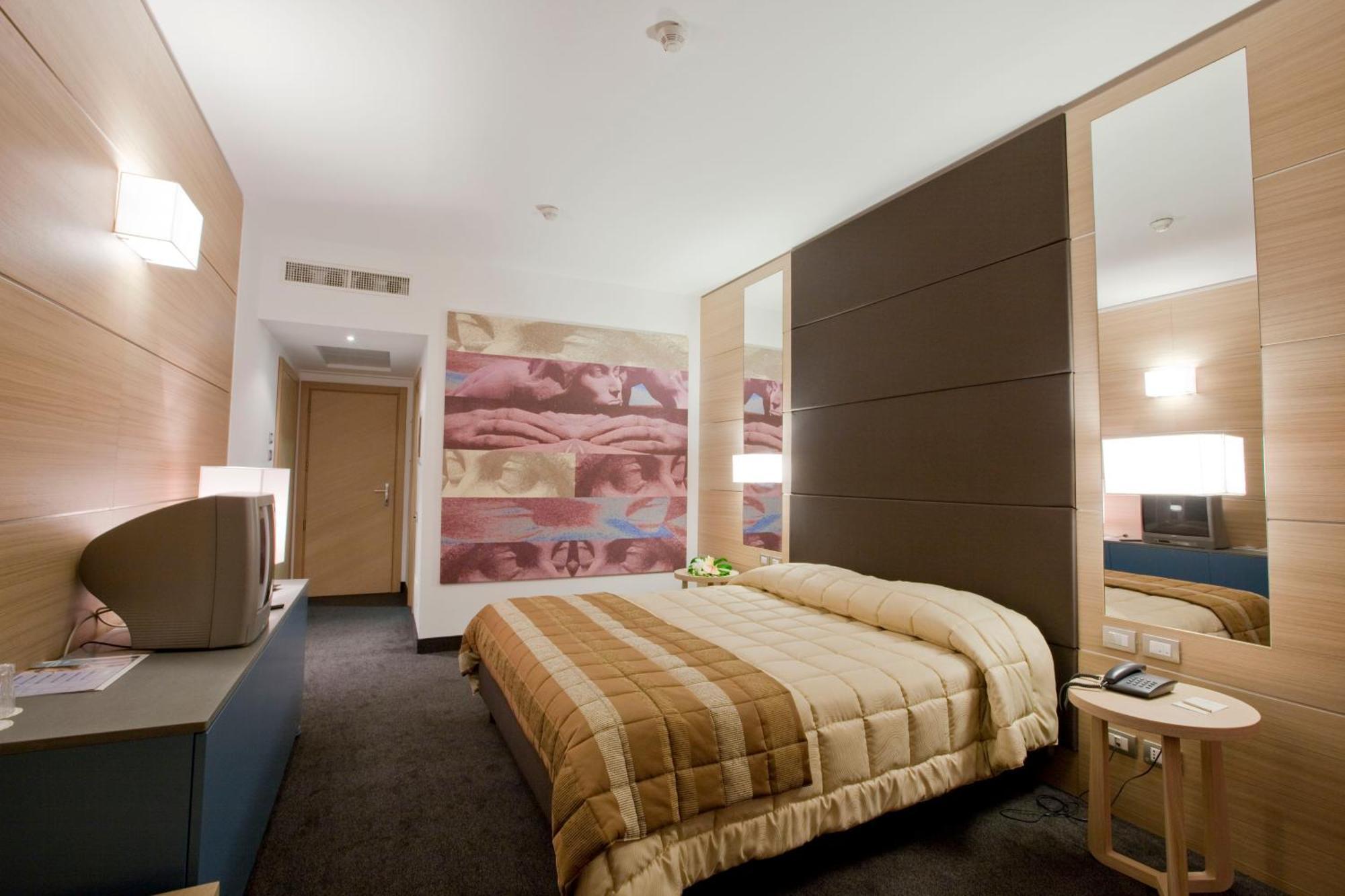 Centrum Palace Hotel & Resorts Campobasso Esterno foto