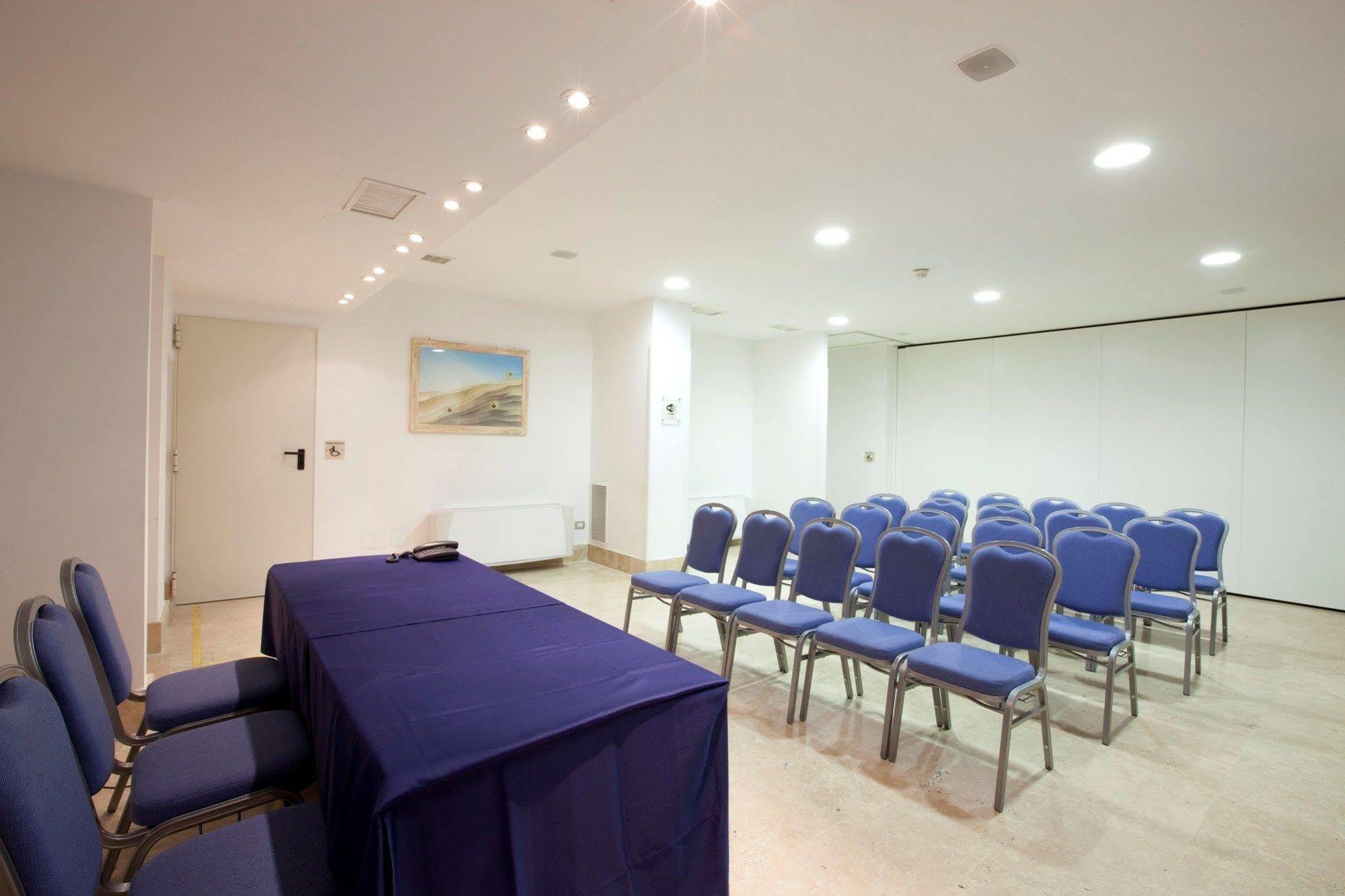 Centrum Palace Hotel & Resorts Campobasso Esterno foto