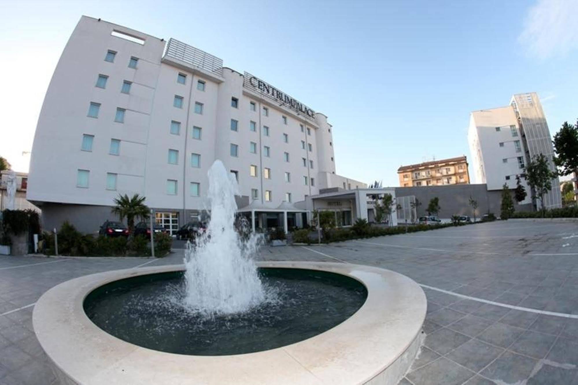Centrum Palace Hotel & Resorts Campobasso Esterno foto